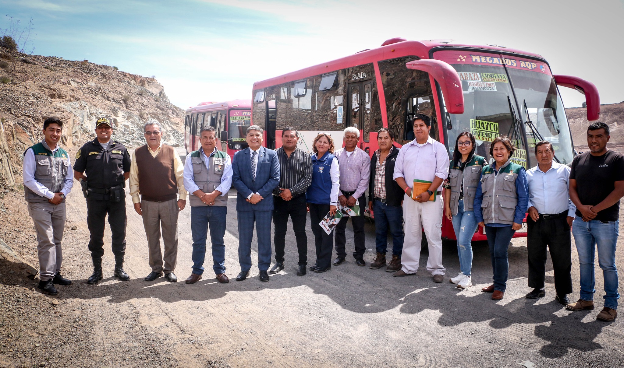 Se inauguró el inicio de operaciones de la empresa Megabus SAC en beneficio al servicio de transporte en el distrito de Uchumayo. 